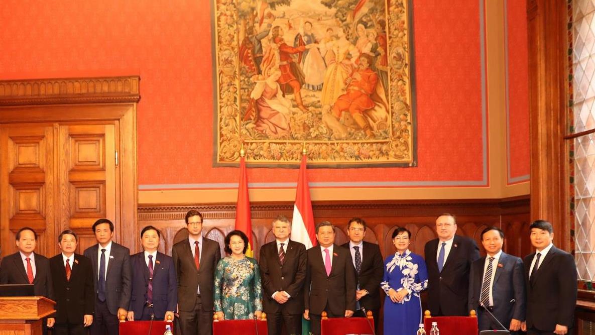Chủ tịch Quốc hội Nguyễn Thị Kim Ngân thăm chính thức Hungary (8-11/4/2017)