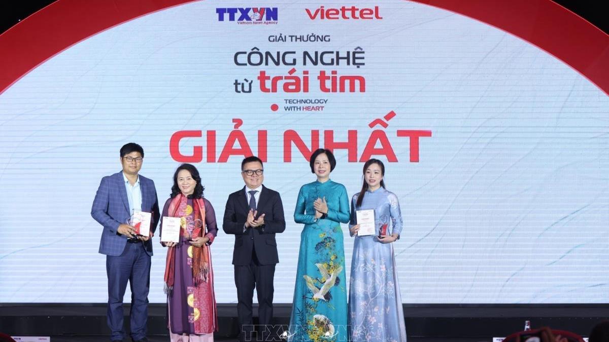 Giải thưởng Công nghệ từ trái tim-Technology with heart lần thứ 1
