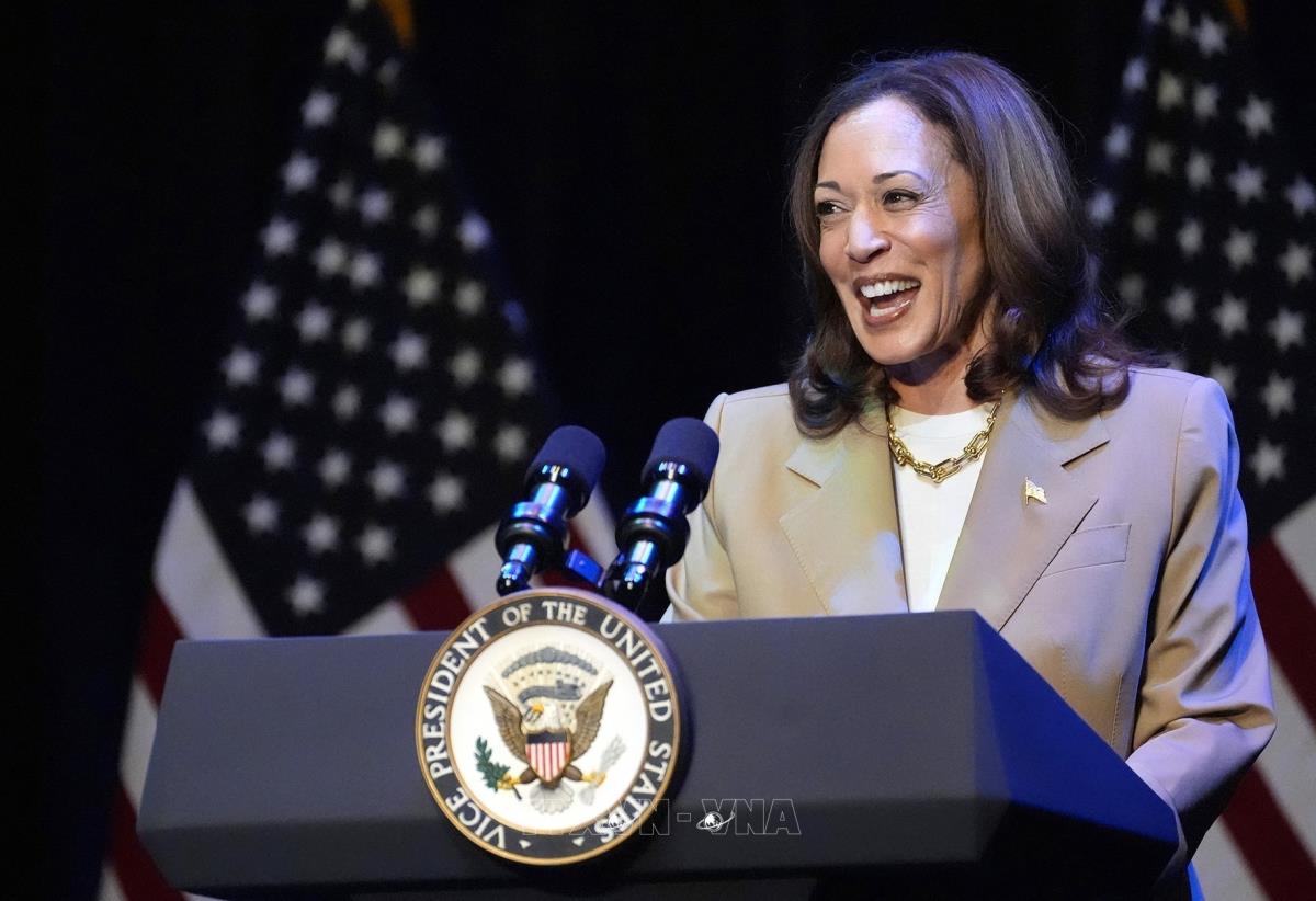 Bà Kamala Harris chính thức trở thành ứng cử viên Tổng thống của đảng Dân chủ