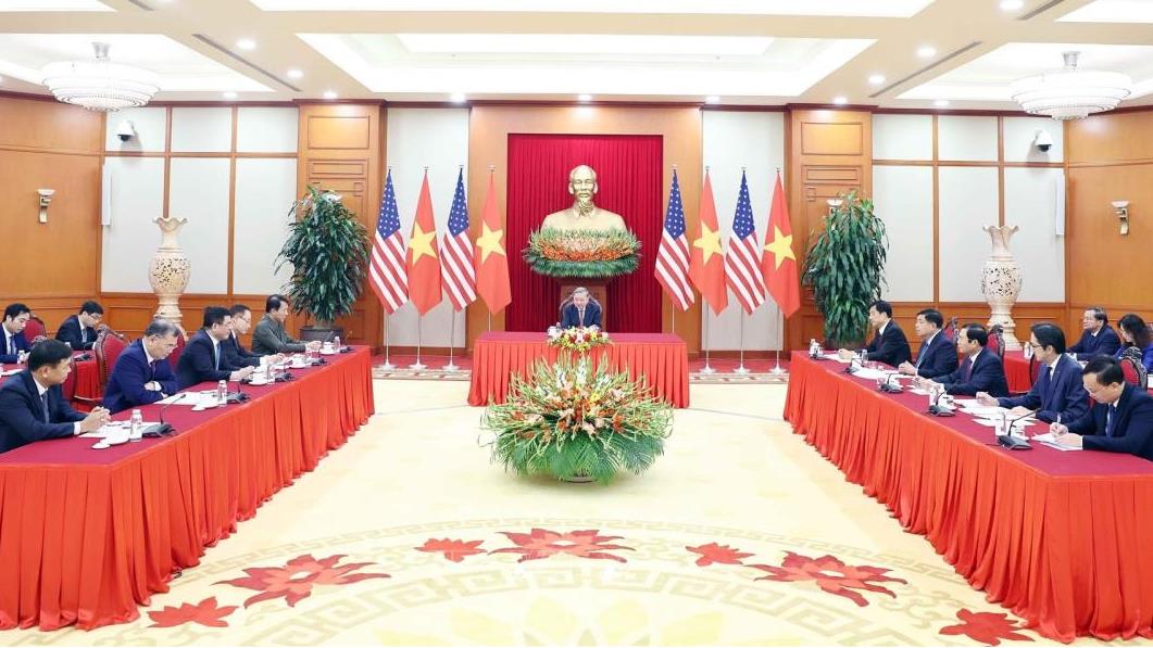 Tổng Bí thư Tô Lâm điện đàm với Tổng thống đắc cử Hoa Kỳ Donald Trump (11/11/2024)