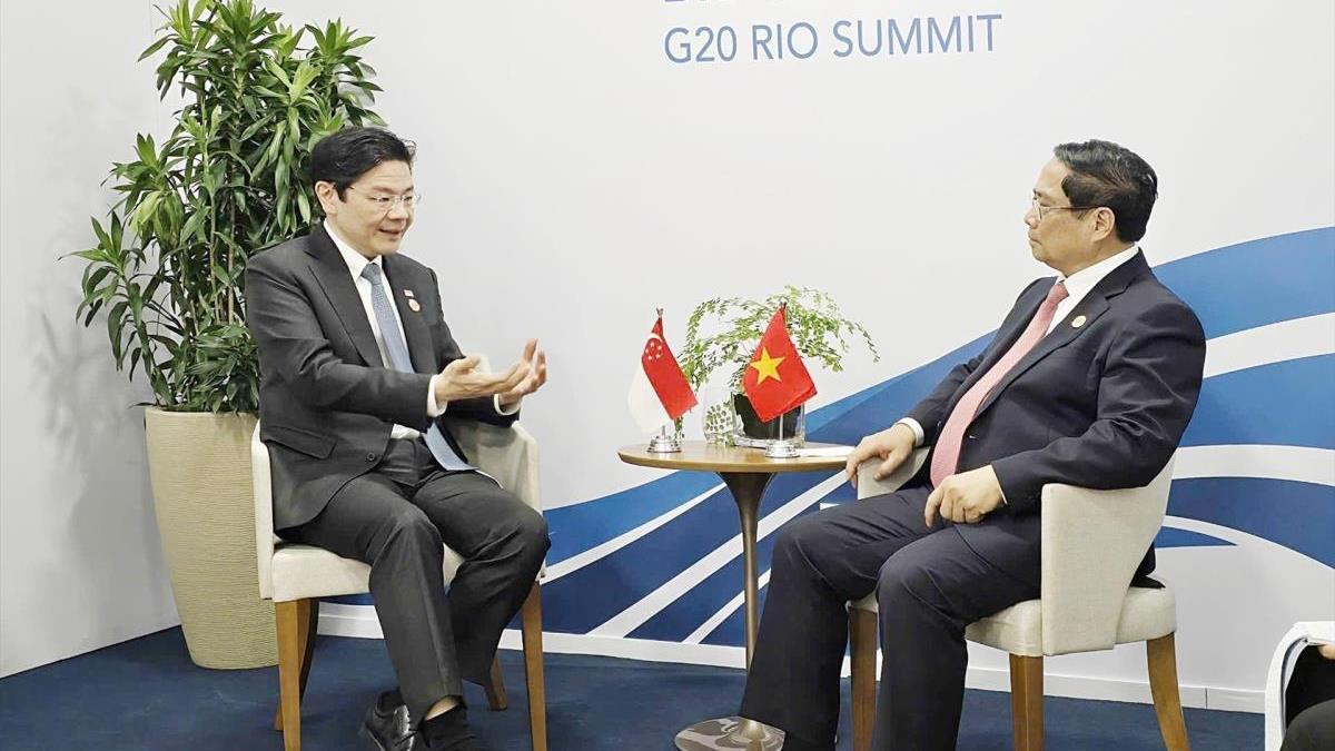 Thủ tướng Phạm Minh Chính gặp Thủ tướng Singapore Laurence Wong nhân dịp tham dự Hội nghị thượng đỉnh G20 tại Brazil (19/11/2024)