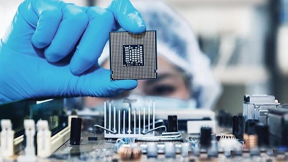 Phát triển ngành công nghiệp bán dẫn