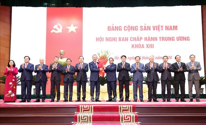 Ban Chấp hành Trung ương Đảng khóa XIII họp ngày 3/8/2024, bầu đồng chí Tô Lâm giữ chức Tổng Bí thư