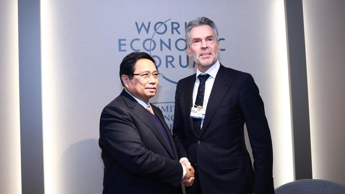 Thủ tướng Phạm Minh Chính hội kiến Thủ tướng Hà Lan Dick Schoof, nhân chuyến tham dự Hội nghị thường niên Diễn đàn Kinh tế Thế giới - WEF lần thứ 55 (22/1/2025)