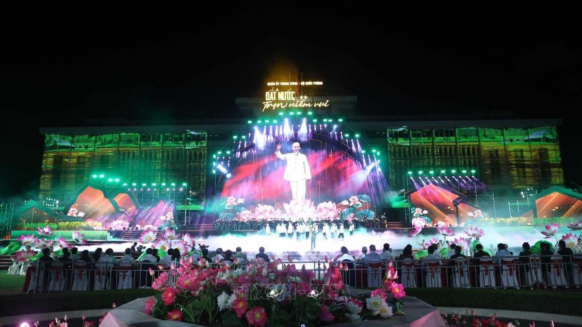 Các chương trình nghệ thuật chào mừng 50 năm giải phóng miền Nam, thống nhất đất nước