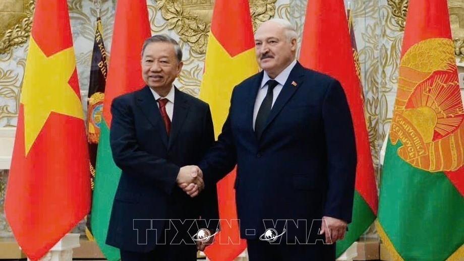 Tổng Bí thư Tô Lâm thăm cấp Nhà nước Cộng hòa Belarus - NÂNG CẤP QUAN HỆ ĐỐI TÁC CHIẾN LƯỢC (11-12/5/2025)