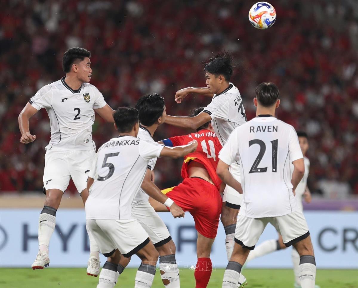 Chuyên gia Indonesia: 'Việt Nam có chiến thuật tốt hơn hẳn' 4 U23 Đông Nam Á 2025: Việt Nam dẫn trước 1-0 trong trận chung kết kịch tính