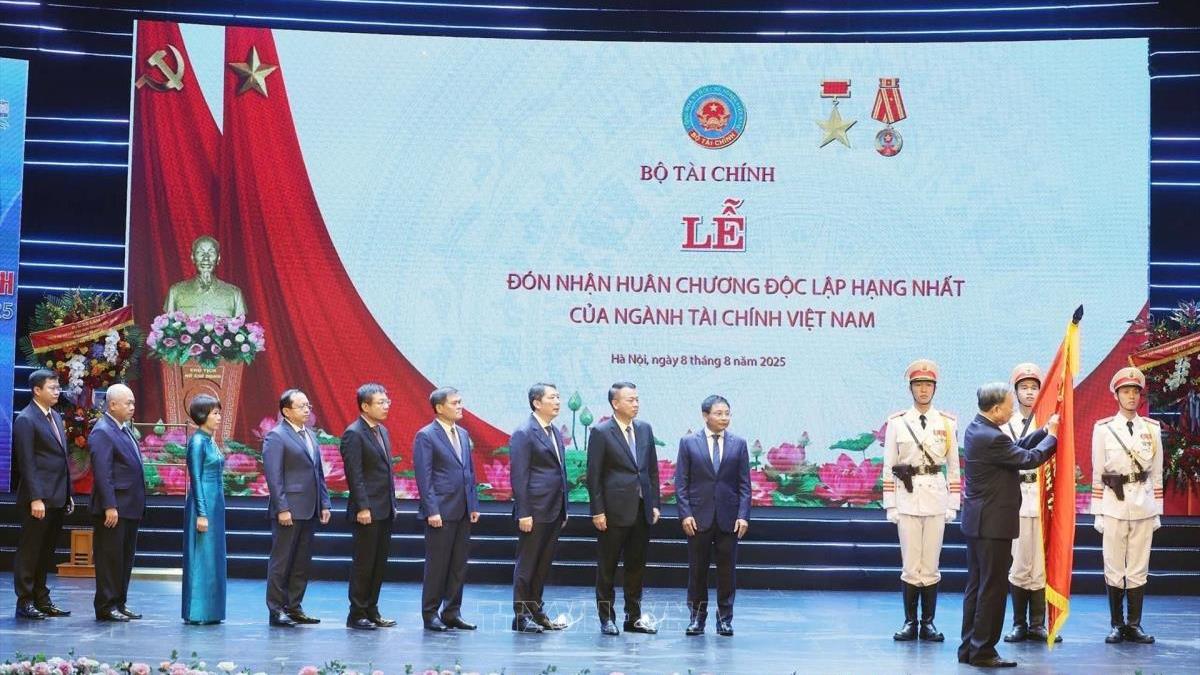 Tổng Bí thư Tô Lâm dự Lễ Kỷ niệm 80 năm Ngày truyền thống ngành Tài chính và đón nhận Huân chương Độc lập hạng Nhất