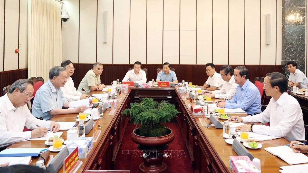 Tổng Bí thư Tô Lâm chủ trì họp về triển khai Nghị quyết phát triển đột phá Giáo dục và Đào tạo