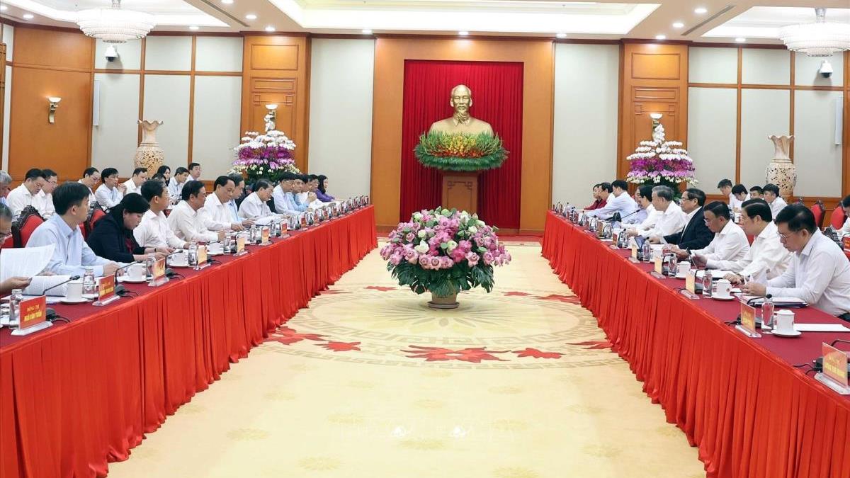 Tổng Bí thư Tô Lâm chủ trì buổi làm việc của Bộ Chính trị với Ban Thường vụ Đảng uỷ Quốc hội