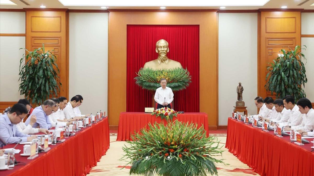 Tổng Bí thư Tô Lâm chủ trì cuộc làm việc với Đảng ủy Bộ Ngoại giao