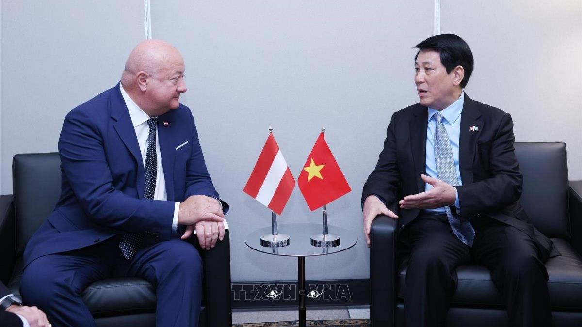 Chủ tịch nước Lương Cường tiếp Thủ tướng Áo Christian Stocker, nhân dự Phiên Thảo luận chung cấp cao ĐHĐ LHQ Khóa 80 và hoạt động song phương tại Hoa Kỳ (22/9/2025)
