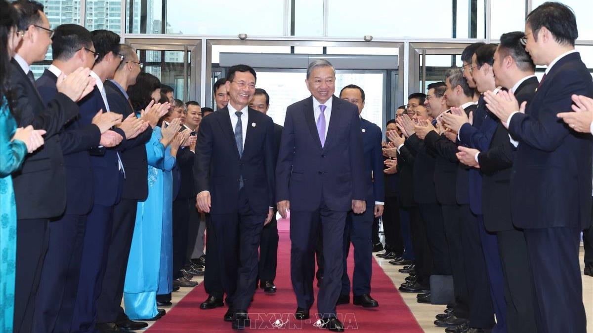 Tổng Bí thư Tô Lâm dự Lễ kỷ niệm 80 năm ngành Bưu chính và Viễn thông, 66 năm ngành Khoa học và Công nghệ