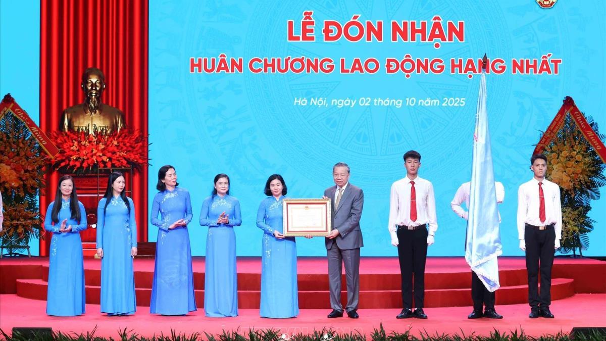 Tổng Bí thư Tô Lâm dự Lễ kỷ niệm 95 năm thành lập Hội Liên hiệp Phụ nữ Việt Nam, đón nhận Huân chương Lao động hạng Nhất