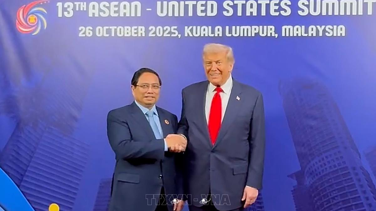 Thủ tướng Phạm Minh Chính gặp Tổng thống Hoa Kỳ Donald Trump nhân Hội nghị Cấp cao ASEAN lần thứ 47 tại Malaysia (26/10/2025)