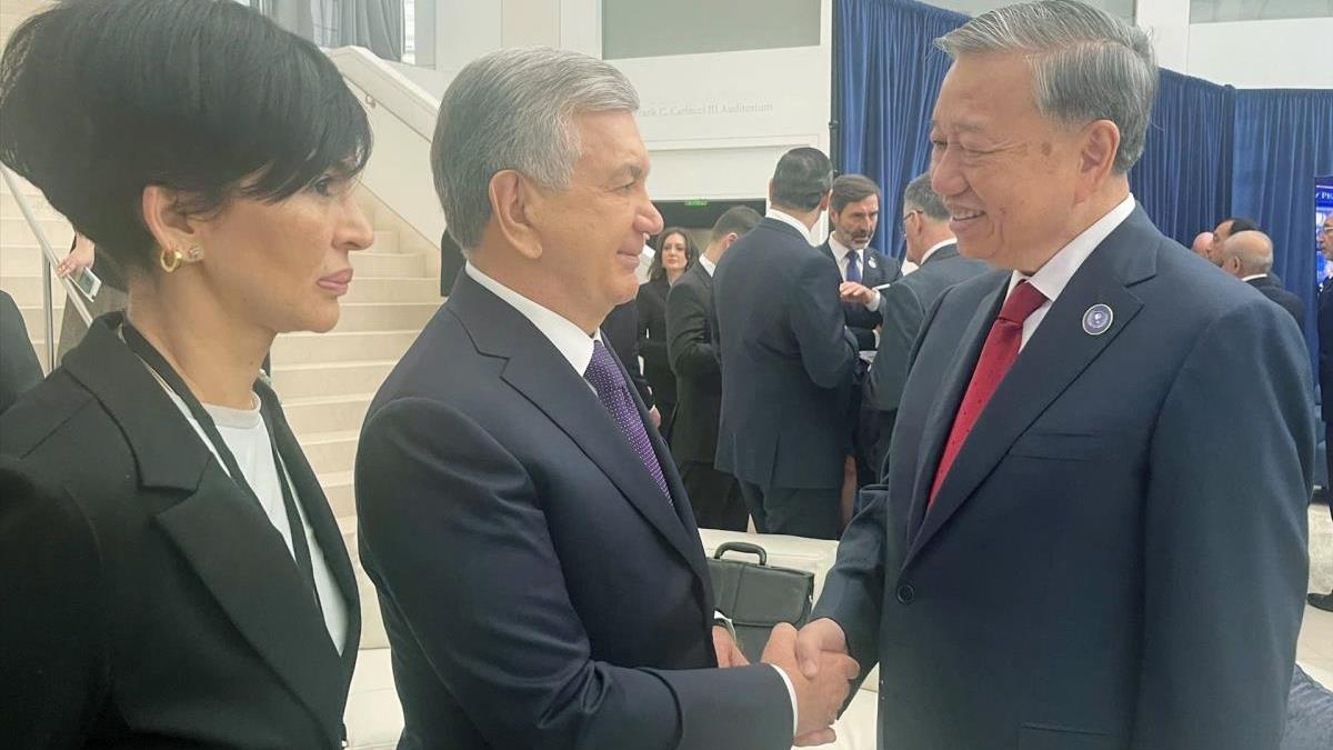Tổng Bí thư Tô Lâm gặp Tổng thống Uzbekistan nhân dịp tham dự cuộc họp khai mạc Hội đồng Hòa bình về Gaza (19/2/2026)