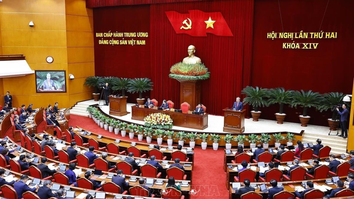 Kết luận Hội nghị lần thứ hai Ban Chấp hành Trung ương Đảng khoá XIV về Kế hoạch phát triển kinh tế - xã hội, tài chính quốc gia và vay, trả nợ công, đầu tư công trung hạn gắn với thực hiện mục tiêu phấn đấu tăng trưởng 2 con số 