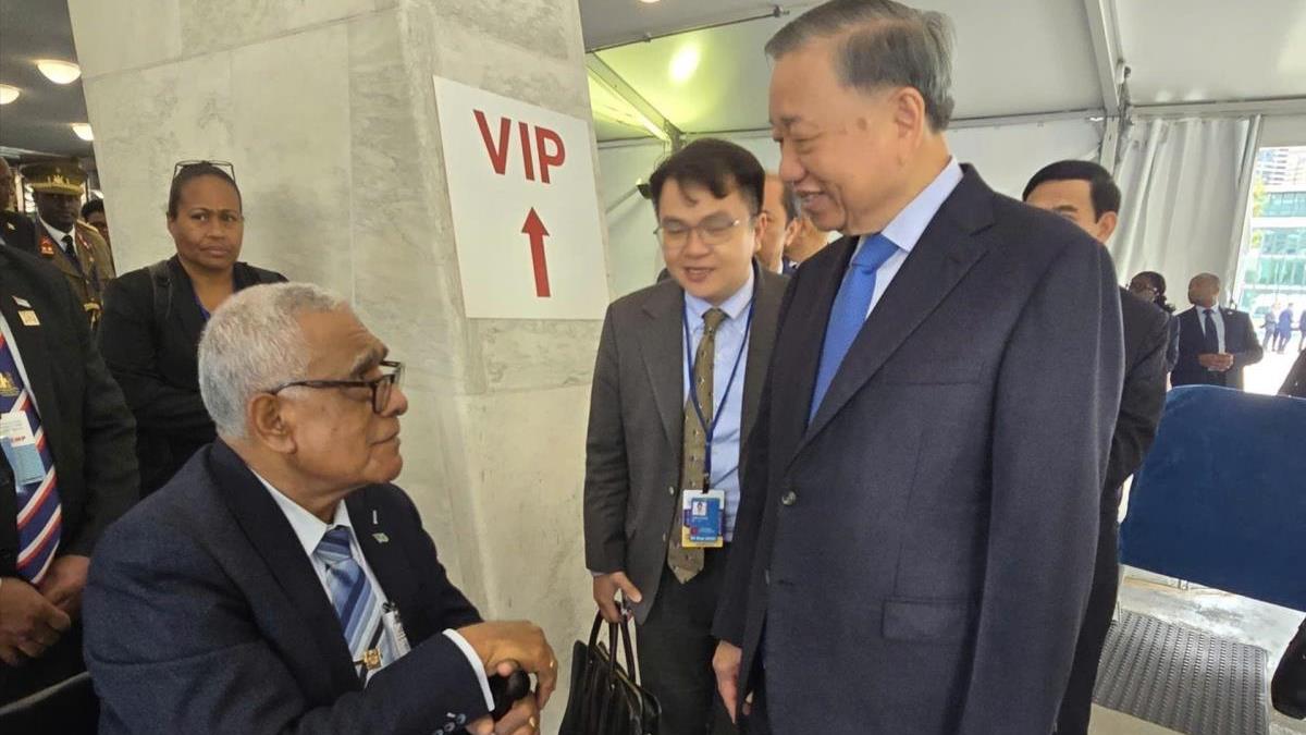 Tổng Bí thư, Chủ tịch nước Tô Lâm gặp Tổng thống Fiji nhân dịp dự Phiên thảo luận cấp cao ĐHĐ Liên hợp quốc khóa 81 tại Hoa Kỳ (22/9/2026)