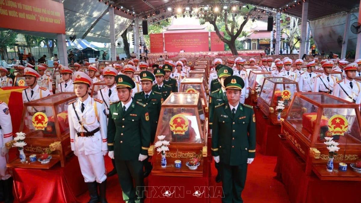 Lễ viếng, truy điệu và an táng hài cốt liệt sĩ tại Công viên Lê Thị Riêng