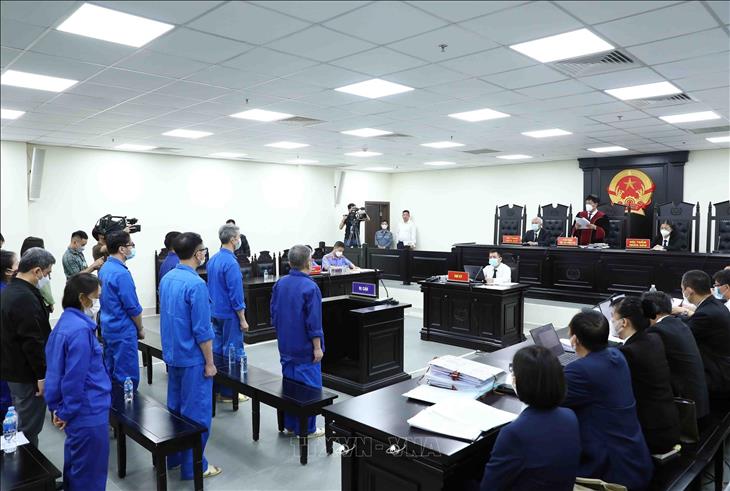 Vụ án thông thầu tại Bệnh viện Tim Hà Nội (sơ thẩm 4/2023)