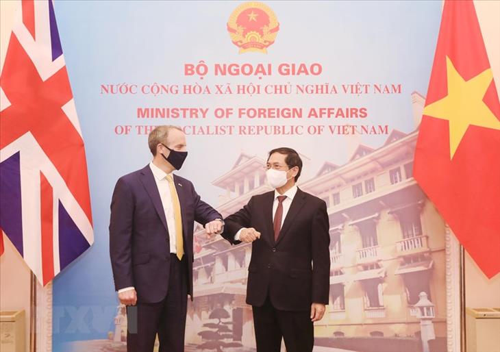 Bộ trưởng thứ nhất, Bộ trưởng Ngoại giao và Phát triển Anh Dominic Raab thăm chính thức Việt Nam (21-22/6/2021)