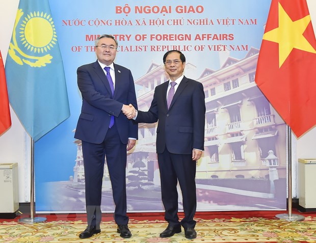 Phó Thủ tướng, Bộ trưởng Ngoại giao Kazakhstan Mukhtar Tileuberdi thăm chính thức Việt Nam (17-18/8/2022)