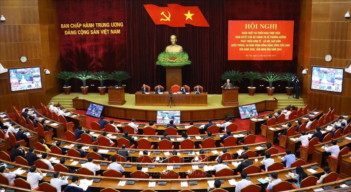 Ban hành 6 Nghị quyết về phát triển kinh tế - xã hội và bảo đảm quốc phòng an ninh vùng