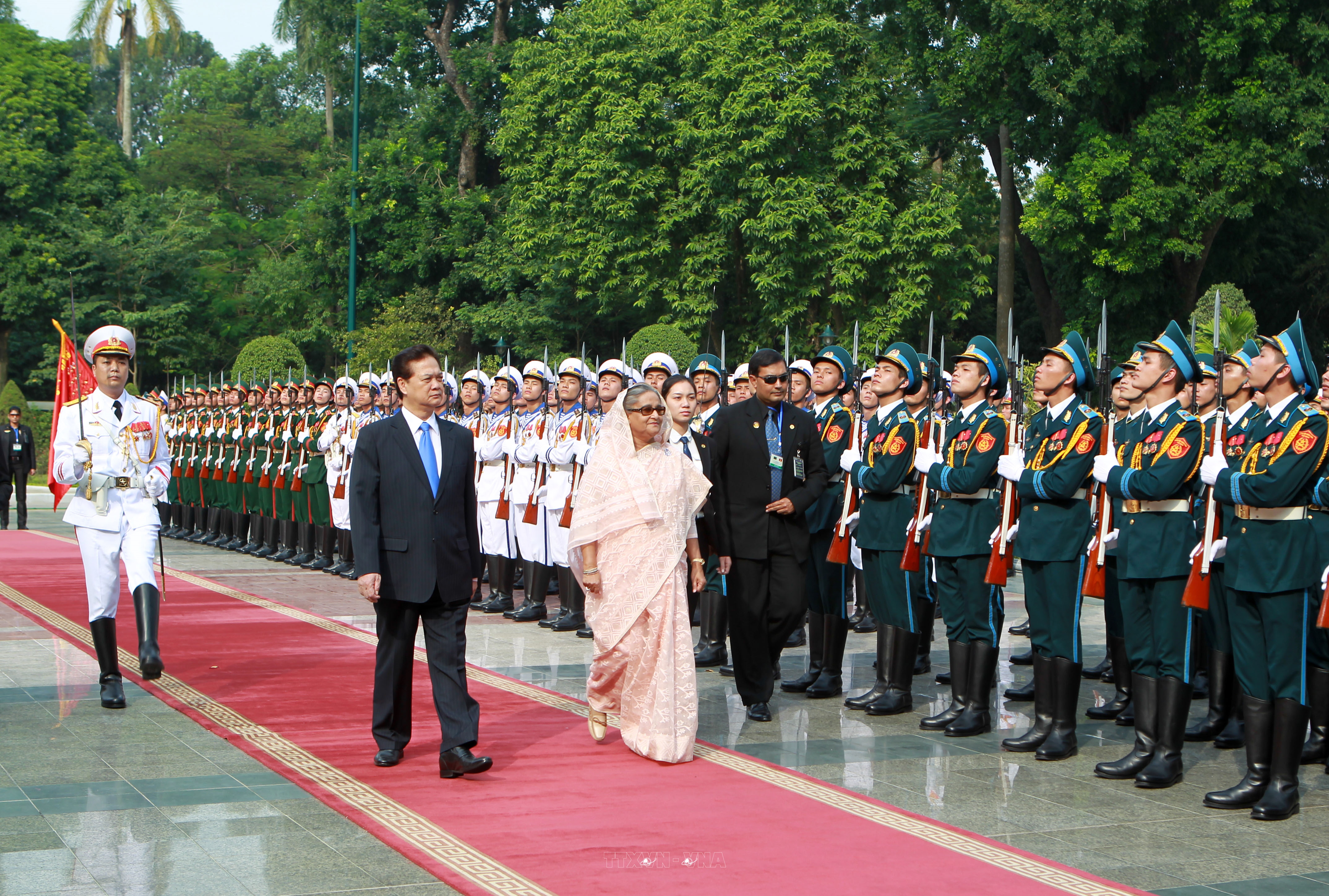 Thủ tướng Bangladesh Sheikh Hasina thăm chính thức Việt Nam (2-4/11/2012)