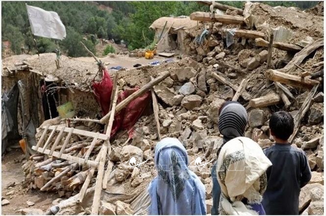 Động đất tại Afghanistan khiến hơn 1.000 người thiệt mạng và hơn 2.400 người bị thương