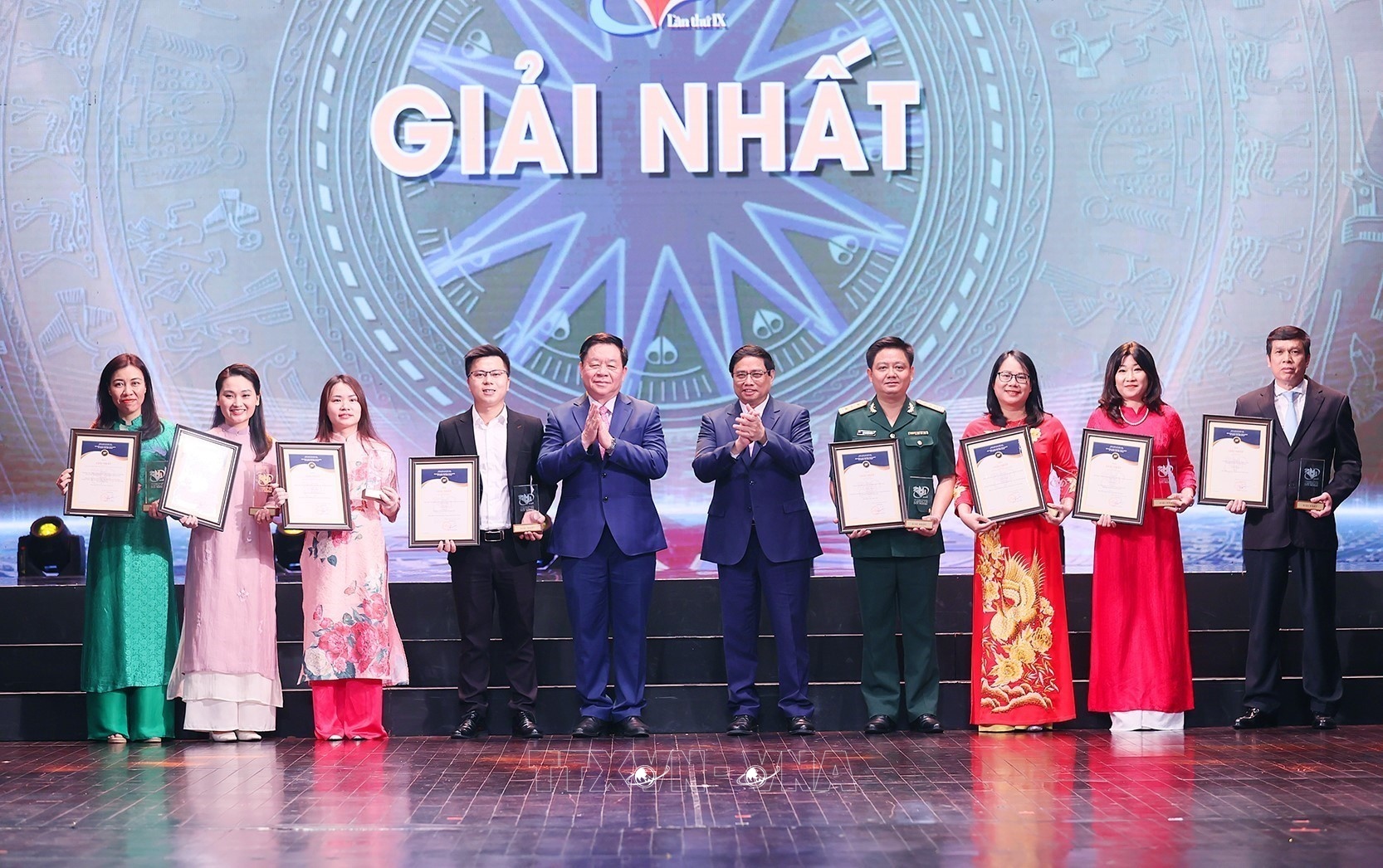 Giải thưởng toàn quốc về thông tin đối ngoại lần thứ IX