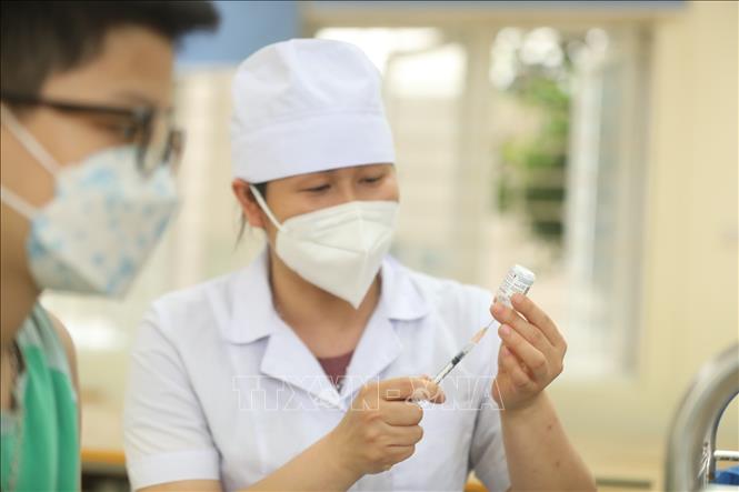 Từ ngày 20/10/2023, COVID-19 trở thành bệnh truyền nhiễm nhóm B