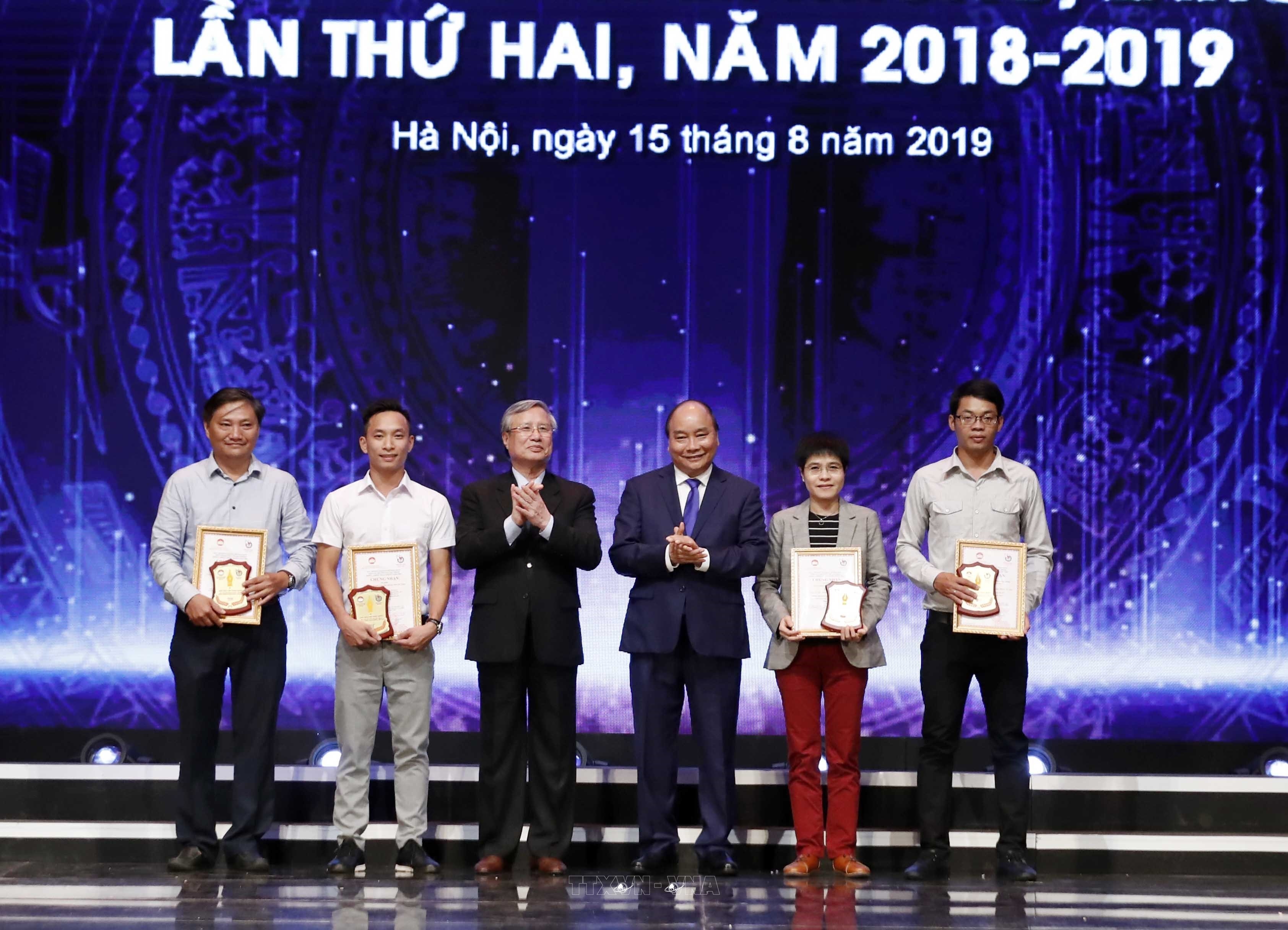 Giải báo chí toàn quốc Báo chí với công tác đấu tranh phòng, chống tham nhũng, lãng phí (lần thứ hai, năm 2018-2019)