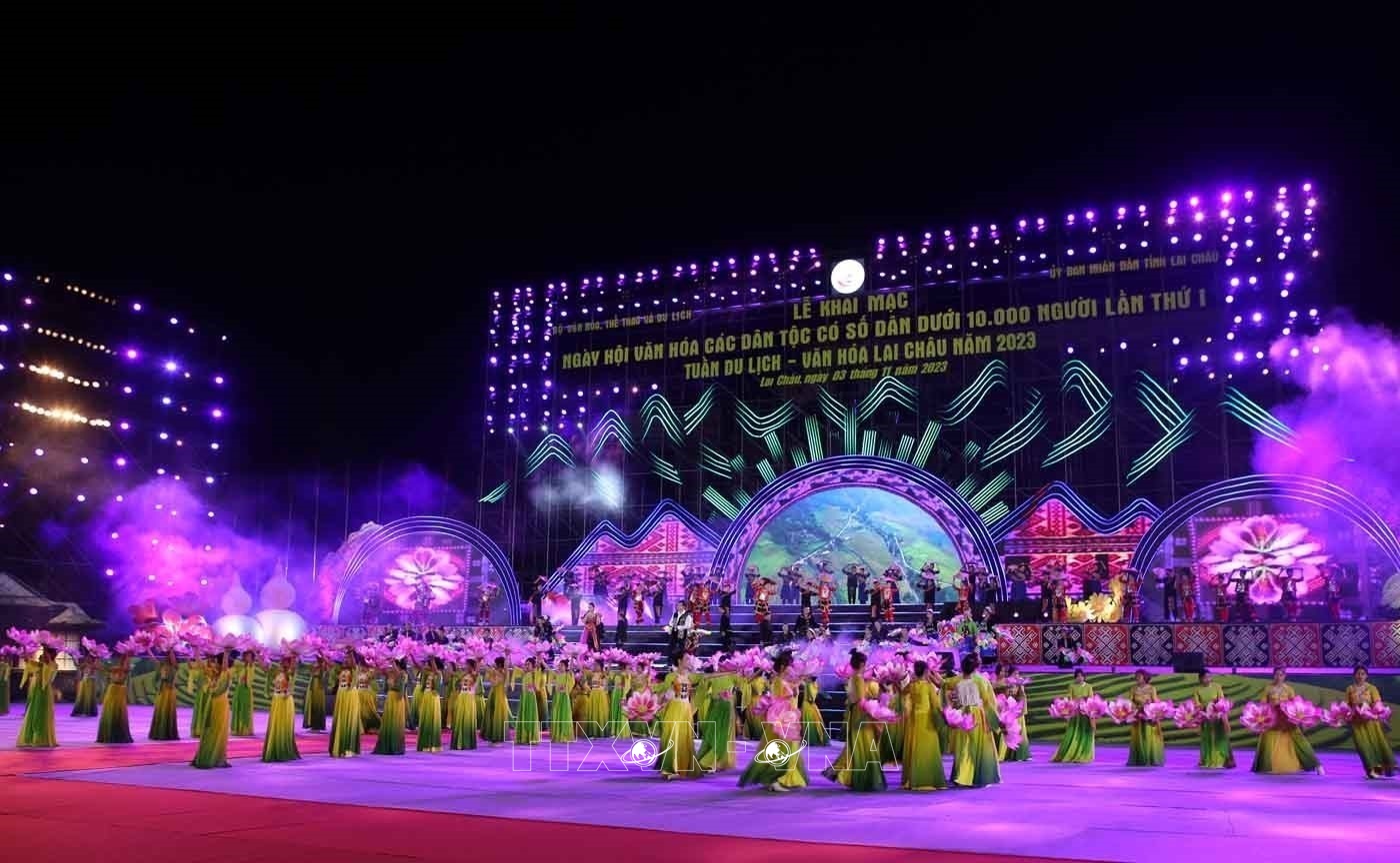 Bảo tồn, phát huy và lan tỏa bản sắc văn hóa truyền thống của các dân tộc ít người