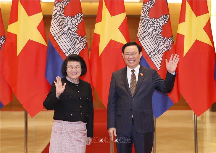 Tăng cường hợp tác nghị viện, củng cố quan hệ hữu nghị Việt Nam - Campuchia 