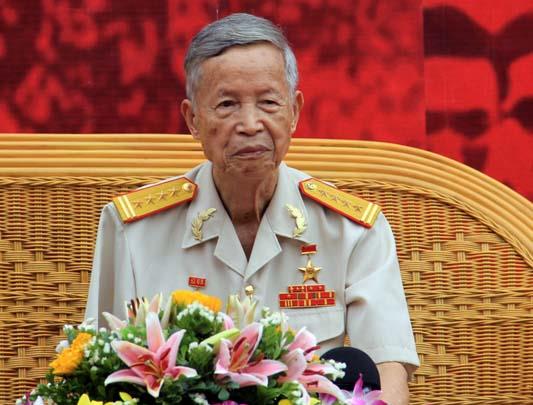  La Văn Cầu (1932-2026)