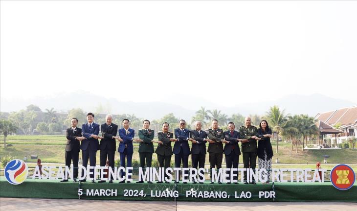 ASEAN tăng cường hợp tác quốc phòng vì hòa bình, an ninh và tự cường