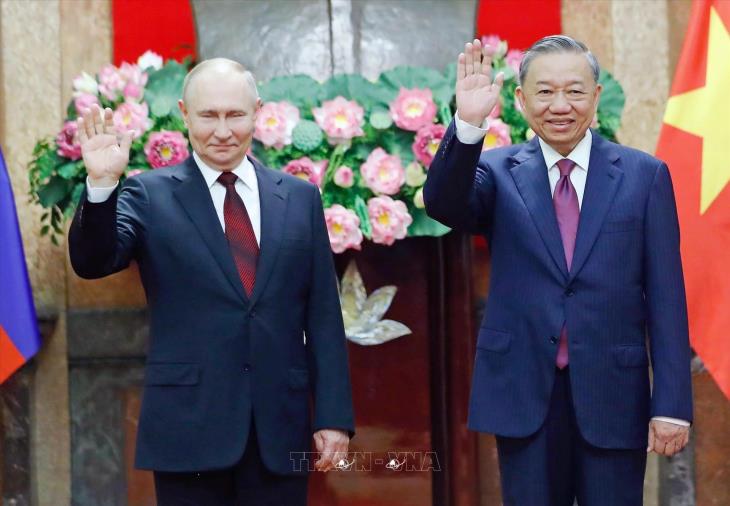 Gìn giữ, vun đắp quan hệ hữu nghị Việt Nam-Liên bang Nga