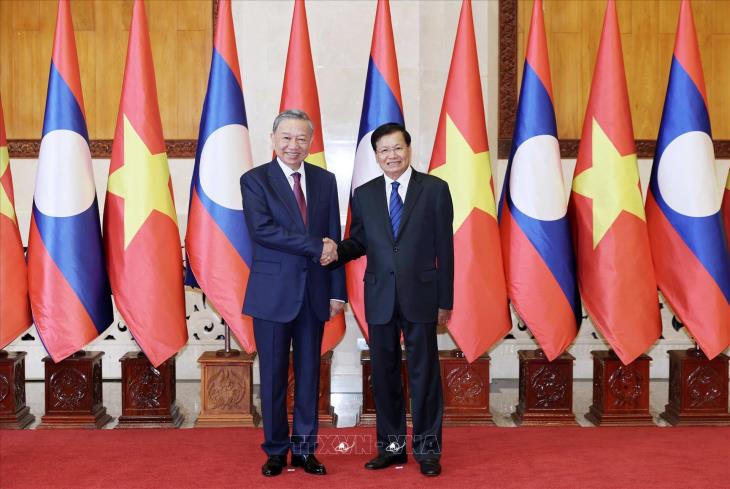 Không ngừng vun đắp và làm sâu sắc hơn nữa mối quan hệ hữu nghị vĩ đại, đoàn kết đặc biệt và hợp tác toàn diện Việt Nam-Lào