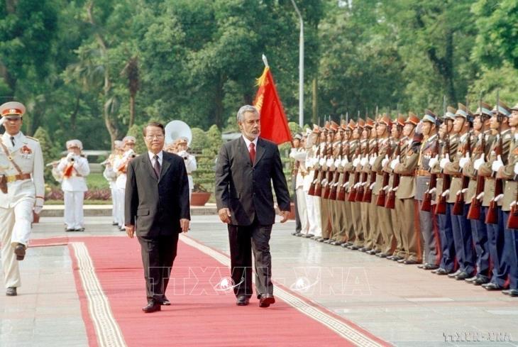 Tổng thống Đông Timo Kay Rala Xanna Gusrmao thăm hữu nghị chính thức Việt Nam (8 - 10/8/2005)