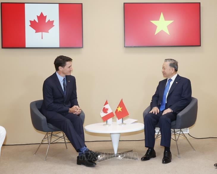 Tổng Bí thư, Chủ tịch nước Tô Lâm gặp song phương Thủ tướng Canada Justin Trudeau trong chuyến tham dự Hội nghị cấp cao Pháp ngữ lần thứ 19 (5/10/2024)