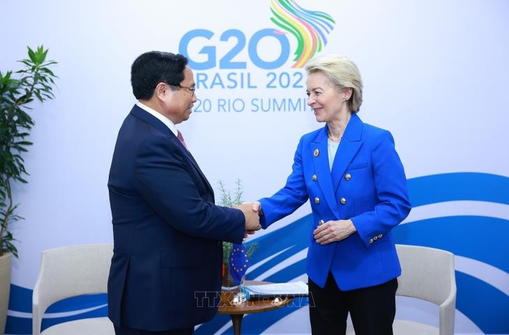 Thủ tướng Phạm Minh Chính gặp Chủ tịch Ủy ban châu Âu Ursula von der Leyen nhân dịp tham dự Hội nghị thượng đỉnh G20 tại Brazil (18/11/2024)