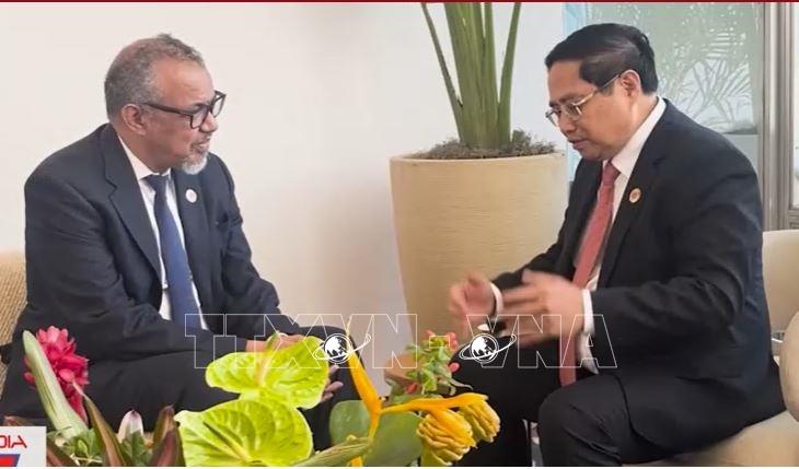 Thủ tướng Phạm Minh Chính gặp Tổng Giám đốc WHO Tedros Adhanom Ghebreyesus nhân dịp tham dự Hội nghị thượng đỉnh G20 tại Brazil (19/11/2024)