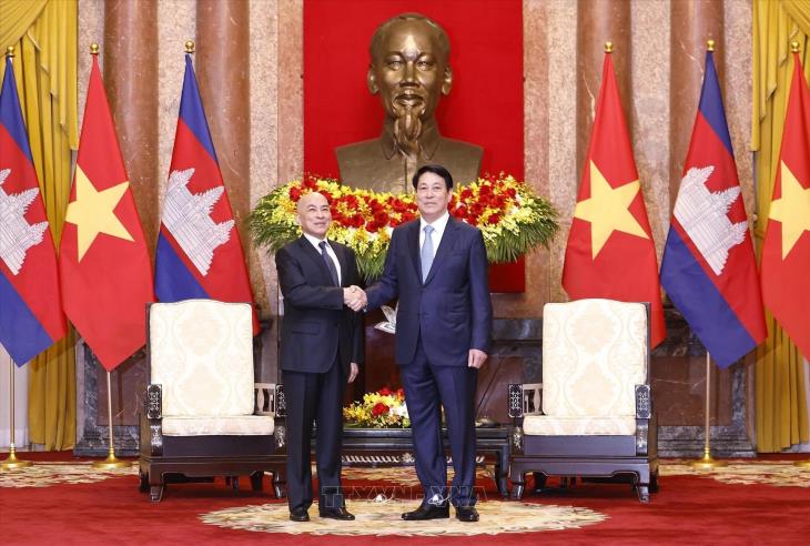 Quốc vương Campuchia Preah Bat Samdech Preah Boromneat Norodom Sihamoni thăm cấp Nhà nước tới Việt Nam (28-29/11/2024)