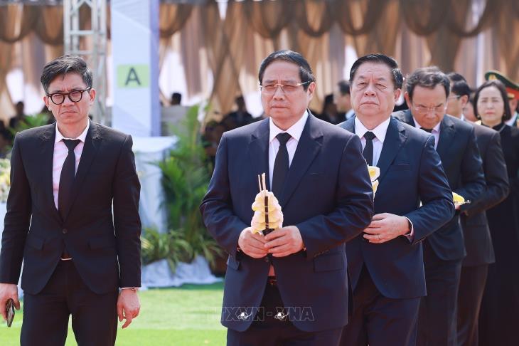 Thủ tướng Phạm Minh Chính dự lễ viếng và truy điệu đồng chí Khamtay Siphandone tại Vientiane, Lào (7/4/2025)