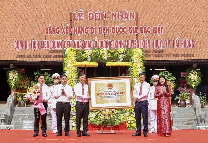 Cụm di tích nhà Mạc ở Dương Kinh, Hải Phòng (1/2025)