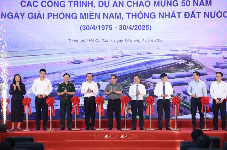 Các công trình chào mừng 50 năm giải phóng miền Nam