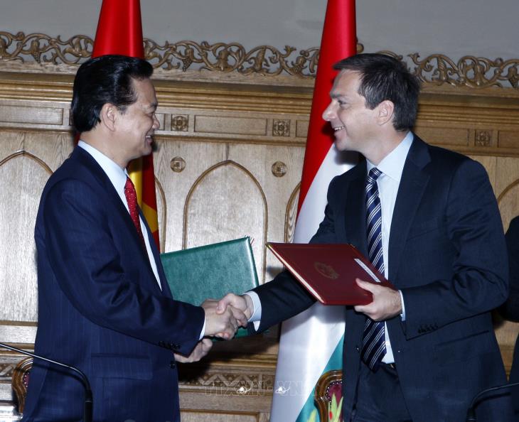 Thủ tướng Nguyễn Tấn Dũng thăm chính thức Hungary (18 và 19/9/2009)