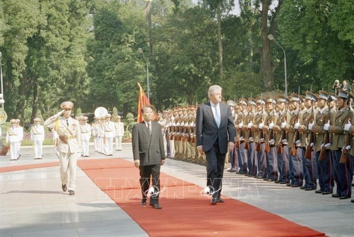 Chủ tịch nước Trần Đức Lương  (9/1997 - 6/2006)