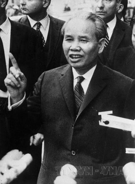 Xuân Thủy (1912-1985)