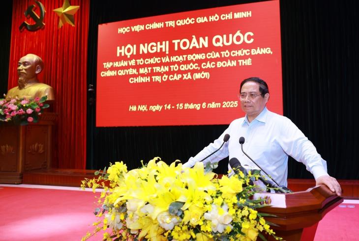Hội nghị toàn quốc tập huấn về tổ chức và hoạt động của tổ chức Đảng, chính quyền, Mặt trận Tổ quốc, các đoàn thể chính trị ở cấp xã (mới)